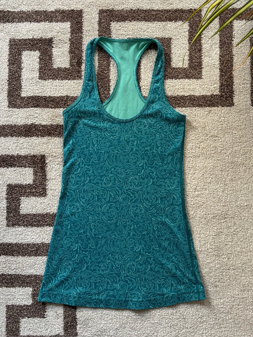 Lululemon Cool Racerback Foli Manifesto Bali
Breeze Tofino Teal Tank Top Size S